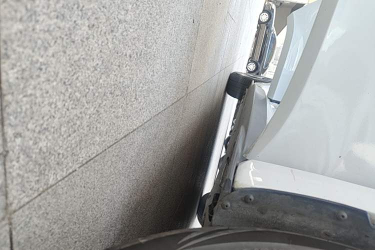 Used Volkswagen ID.3 2023 Pure Smart Edition Right Side Sill