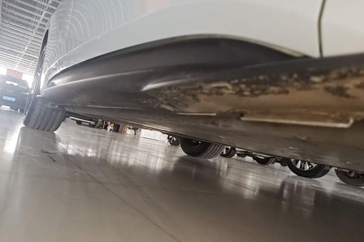 Used Volkswagen ID.3 2023 Upgraded Model Pure Intelligent Enjoyment Version Right Side Sill
