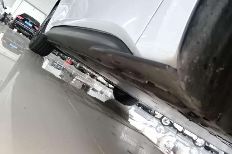 Used Volkswagen ID.3 2023 Upgraded Model Pure Intelligent Enjoyment Version Right Side Sill