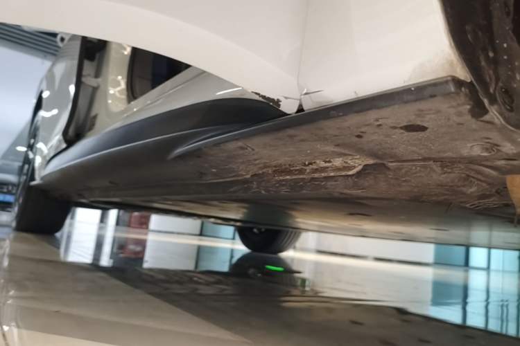 Used Volkswagen ID.3 2023 Upgraded Model Pure Intelligent Enjoyment Version Right Side Sill