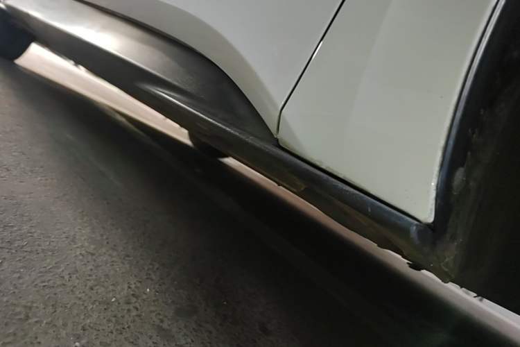 Used Volkswagen ID.3 2023 Upgraded Model Pure Intelligent Enjoyment Version Right Side Sill