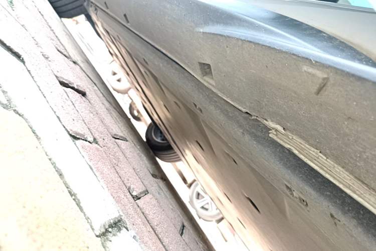 Used Volkswagen ID.3 2023 Upgraded Model Pure Intelligent Enjoyment Version Right Side Sill