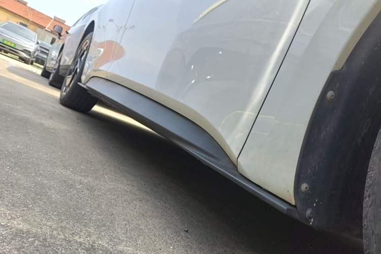 Used Volkswagen ID.3 2023 Pure Smart Edition Right Side Sill