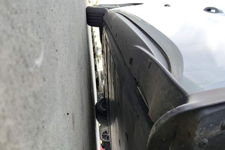 Used Volkswagen ID.3 2023 Upgraded Model Pure Intelligent Enjoyment Version Right Side Sill