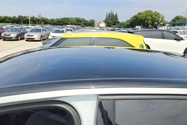 Used Volkswagen ID.3 2023 Pure Smart Edition Roof