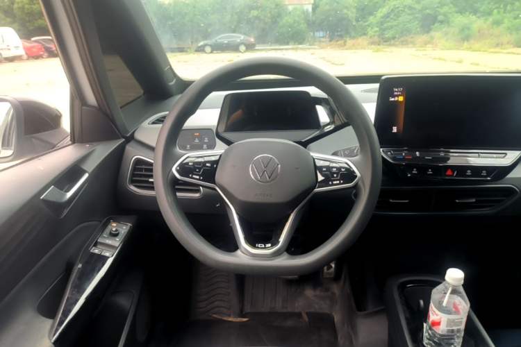 Used Volkswagen ID.3 2023 Pure Smart Edition Steering Wheel