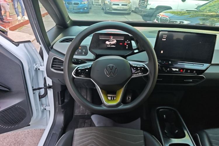 Used Volkswagen ID.3 2023 Upgraded Model Pure Intelligent Enjoyment Version Steering Wheel