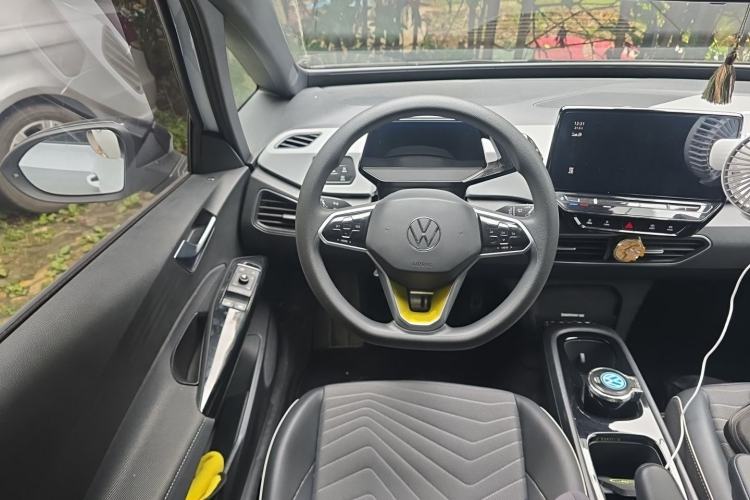 Used Volkswagen ID.3 2023 Pure Smart Edition Steering Wheel