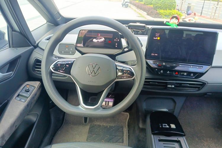 Used Volkswagen ID.3 2023 Pure Smart Edition Steering Wheel