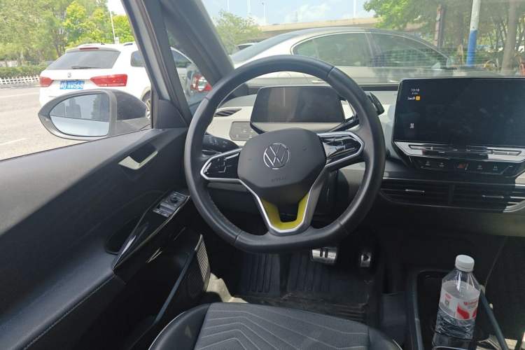 Used Volkswagen ID.3 2023 Upgraded Model Pure Intelligent Enjoyment Version Steering Wheel