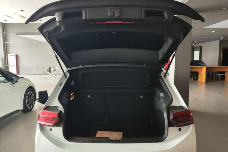Used Volkswagen ID.3 2023 Upgraded Model Pure Intelligent Enjoyment Version Trunk