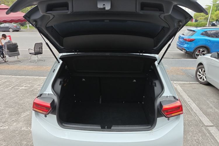 Used Volkswagen ID.3 2023 Upgraded Model Pure Intelligent Enjoyment Version Trunk