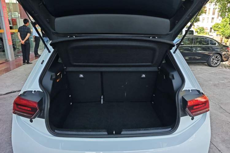 Used Volkswagen ID.3 2023 Upgraded Model Pure Intelligent Enjoyment Version Trunk