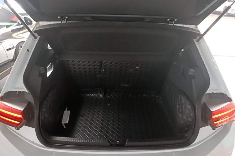Used Volkswagen ID.3 2023 Upgraded Model Pure Intelligent Enjoyment Version Trunk