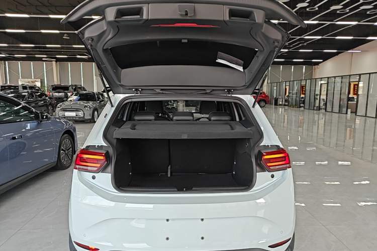 Used Volkswagen ID.3 2023 Upgraded Model Pure Intelligent Enjoyment Version Trunk