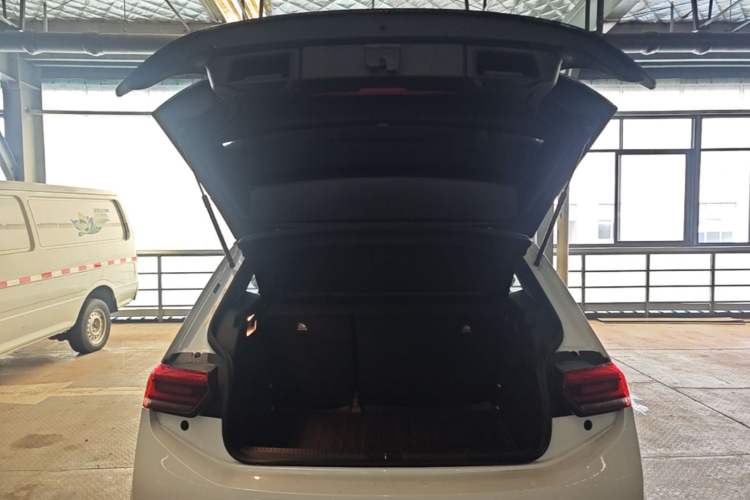 Used Volkswagen ID.3 2023 Upgraded Model Pure Intelligent Enjoyment Version Trunk