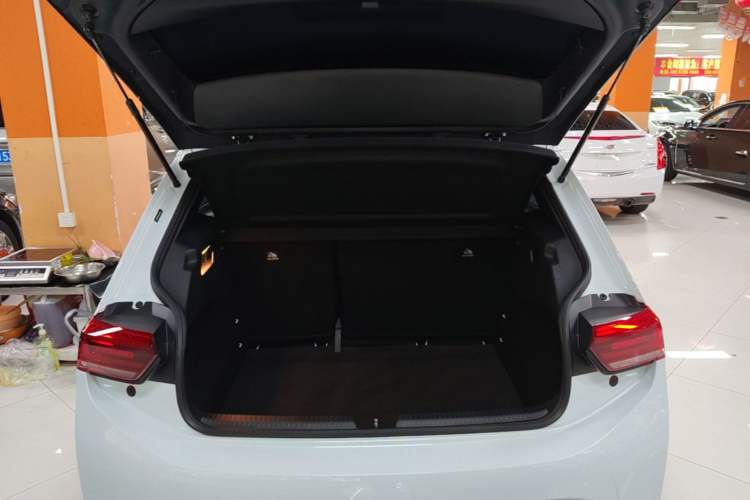 Used Volkswagen ID.3 2023 Upgraded Model Pure Intelligent Enjoyment Version Trunk