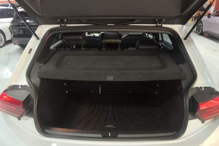 Used Volkswagen ID.3 2023 Upgraded Model Pure Intelligent Enjoyment Version Trunk