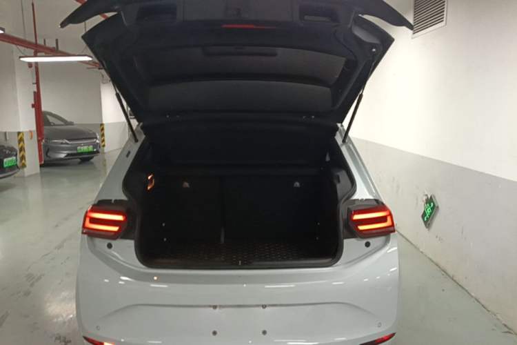 Used Volkswagen ID.3 2023 Pure Smart Edition Trunk