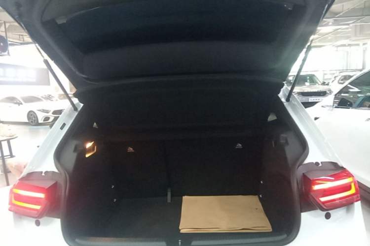 Used Volkswagen ID.3 2023 Upgraded Model Pure Intelligent Enjoyment Version Trunk