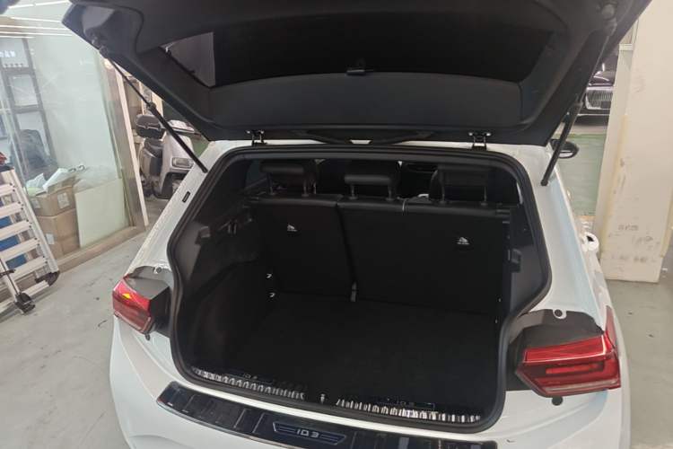 Used Volkswagen ID.3 2023 Pure Smart Edition Trunk