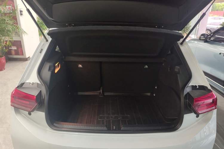 Used Volkswagen ID.3 2023 Upgraded Model Pure Intelligent Enjoyment Version Trunk