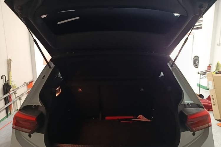 Used Volkswagen ID.3 2023 Upgraded Model Pure Intelligent Enjoyment Version Trunk