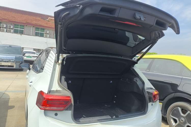 Used Volkswagen ID.3 2023 Pure Smart Edition Trunk