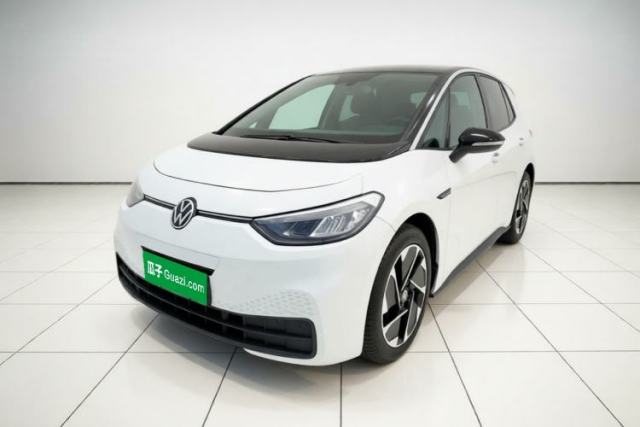 Ojetý Volkswagen ID.3 2023 Pure Smart Edition
