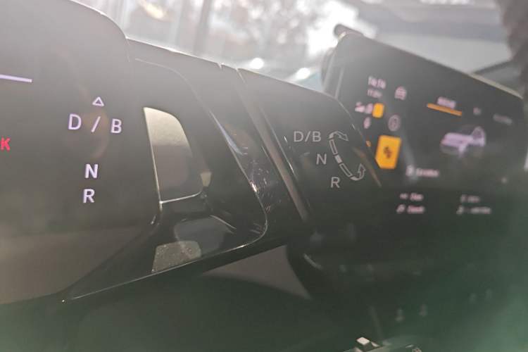 Used Volkswagen ID.3 2023 Pure Smart Edition Gear Lever