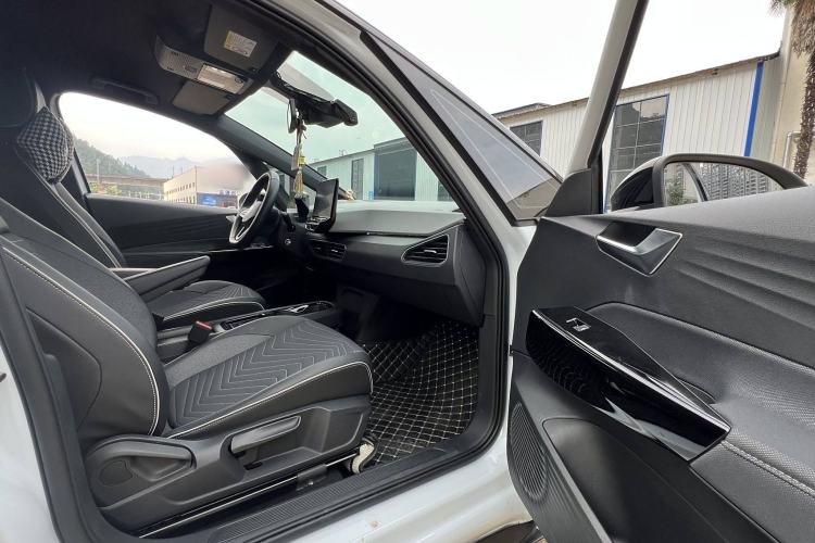 Used Volkswagen ID.3 2023 Upgraded Model Pure Intelligent Enjoyment Version Interior 3