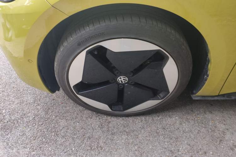 Used Volkswagen ID.3 2023 Intelligent Edition Left Front Wheel Hub