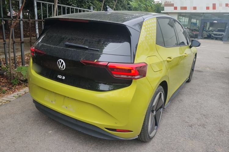 Used Volkswagen ID.3 2023 Intelligent Edition Rear Right 45 Deg