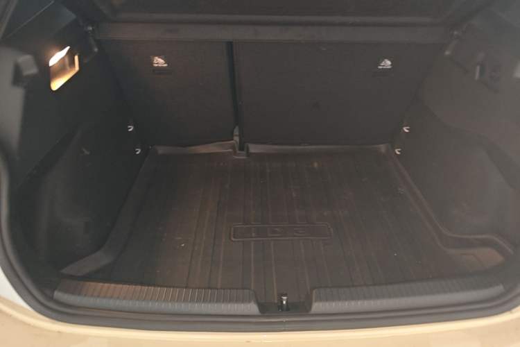 Used Volkswagen ID.3 2023 Upgraded Model Pure Intelligent Enjoyment Version Trunk