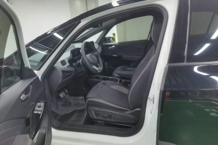 Used Volkswagen ID.3 2024 Outstanding Edition Left Front Seat