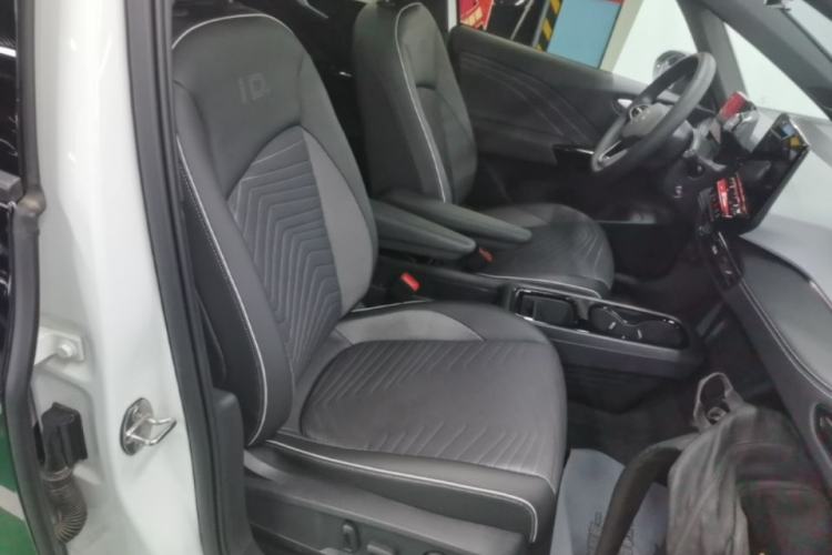 Used Volkswagen ID.3 2024 Outstanding Edition Right Front Seat