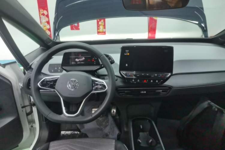 Used Volkswagen ID.3 2024 Outstanding Edition Steering Wheel
