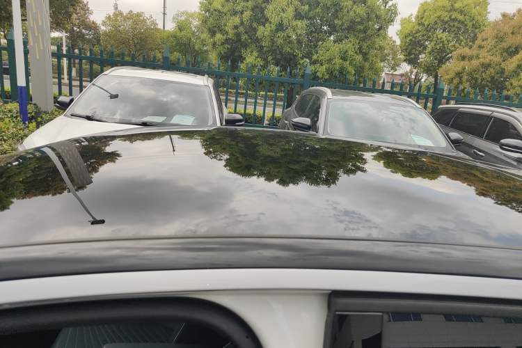 Used Volkswagen ID.3 2024 Outstanding Edition Roof