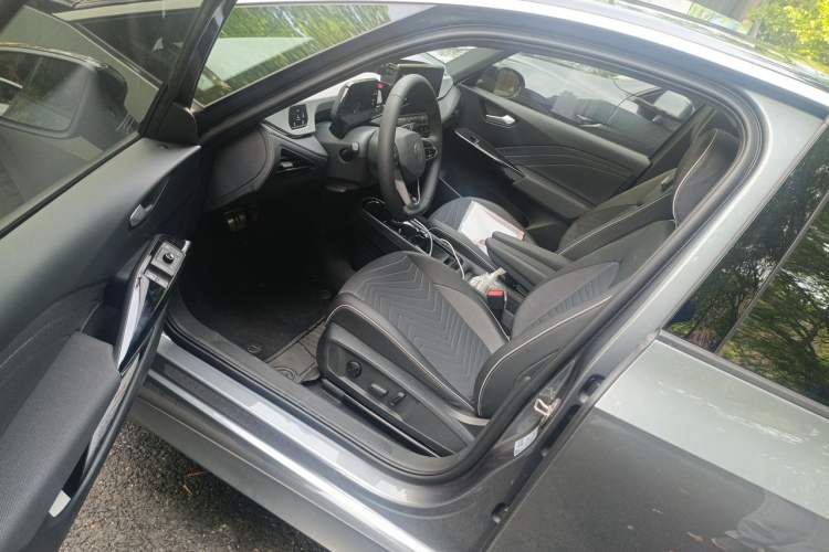 Used Volkswagen ID.3 2024 Outstanding Edition Driver Seat