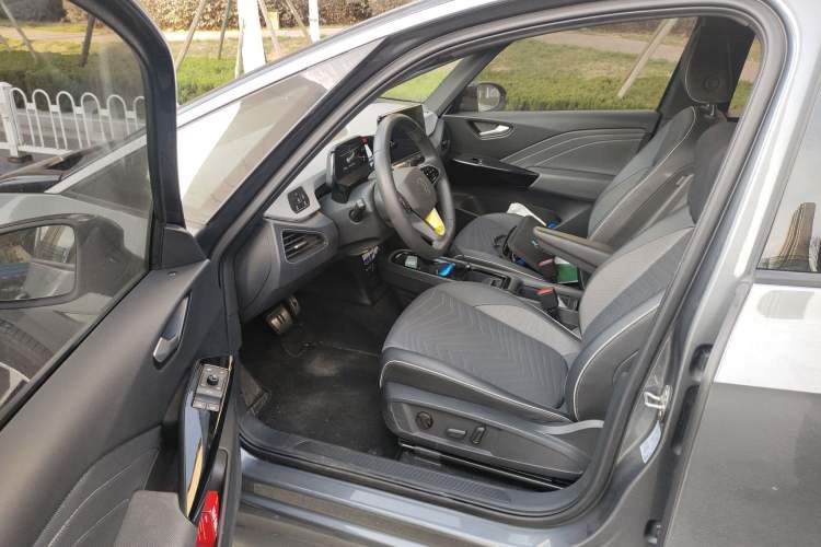 Used Volkswagen ID.3 2024 Outstanding Edition Left Front Seat