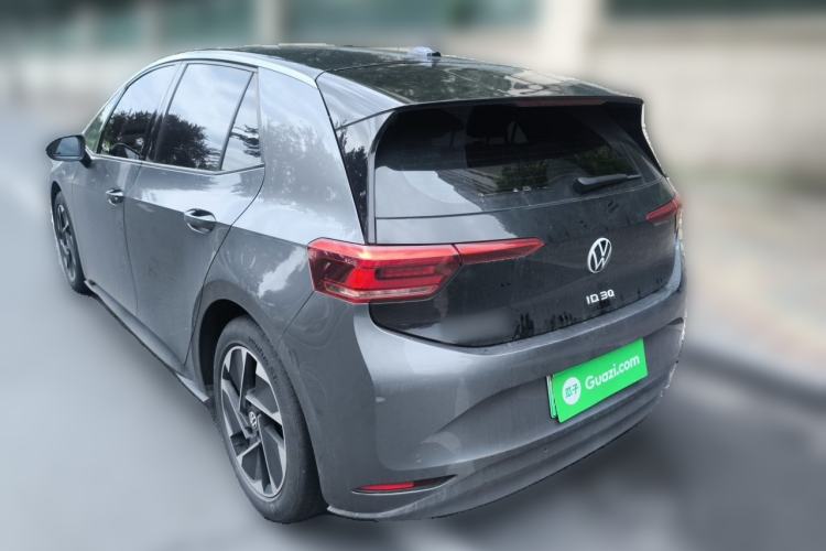Used Volkswagen ID.3 2024 Pure & Smart Edition Rear Left 45 Deg