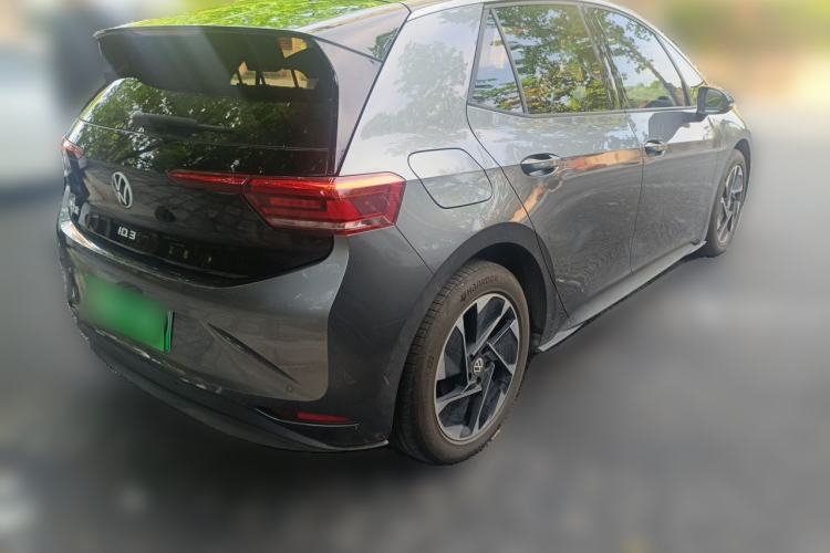 Used Volkswagen ID.3 2024 Outstanding Edition Rear Right 45 Deg