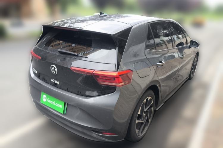 Used Volkswagen ID.3 2024 Pure & Smart Edition Rear Right 45 Deg
