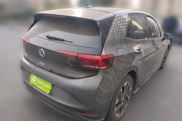 Used Volkswagen ID.3 2024 Outstanding Edition Rear Right 45 Deg