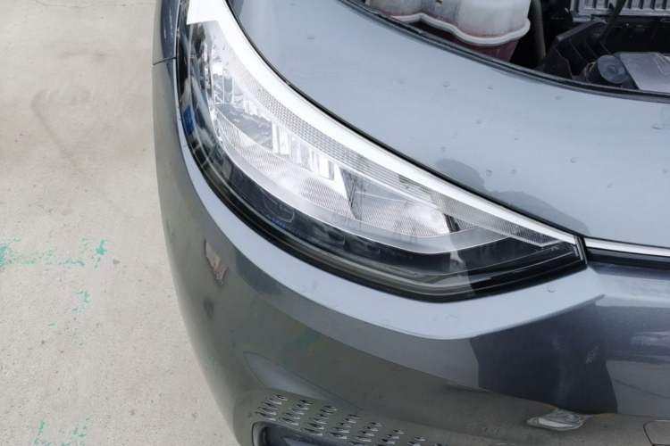 Used Volkswagen ID.3 2024 Outstanding Edition Right Front Headlight