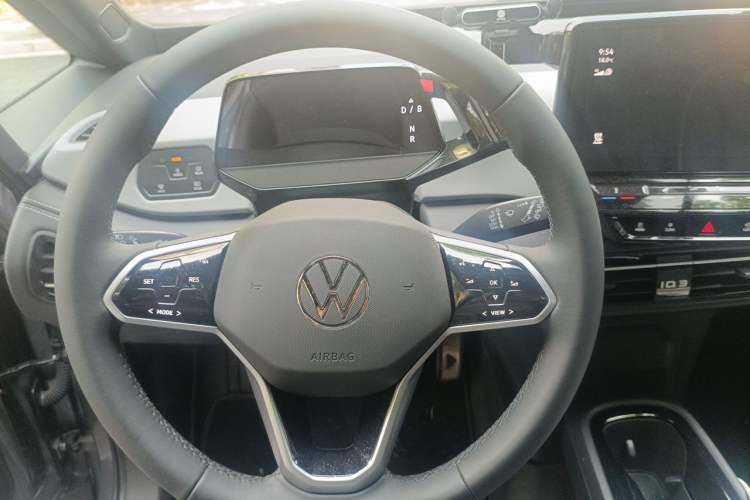 Used Volkswagen ID.3 2024 Outstanding Edition Steering Wheel