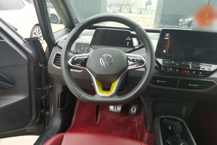 Used Volkswagen ID.3 2024 Outstanding Edition Steering Wheel