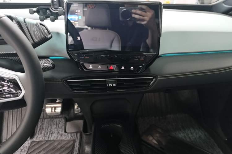 Used Volkswagen ID.3 2024 Intelligent Edition Audio And AC Panel