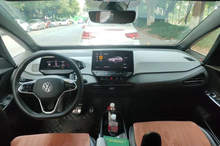 Used Volkswagen ID.3 2024 Outstanding Edition Center Console