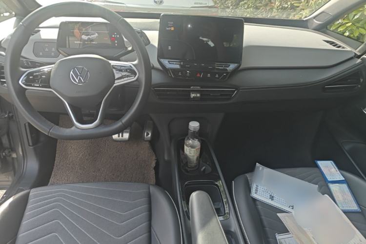 Used Volkswagen ID.3 2024 Outstanding Edition Center Console